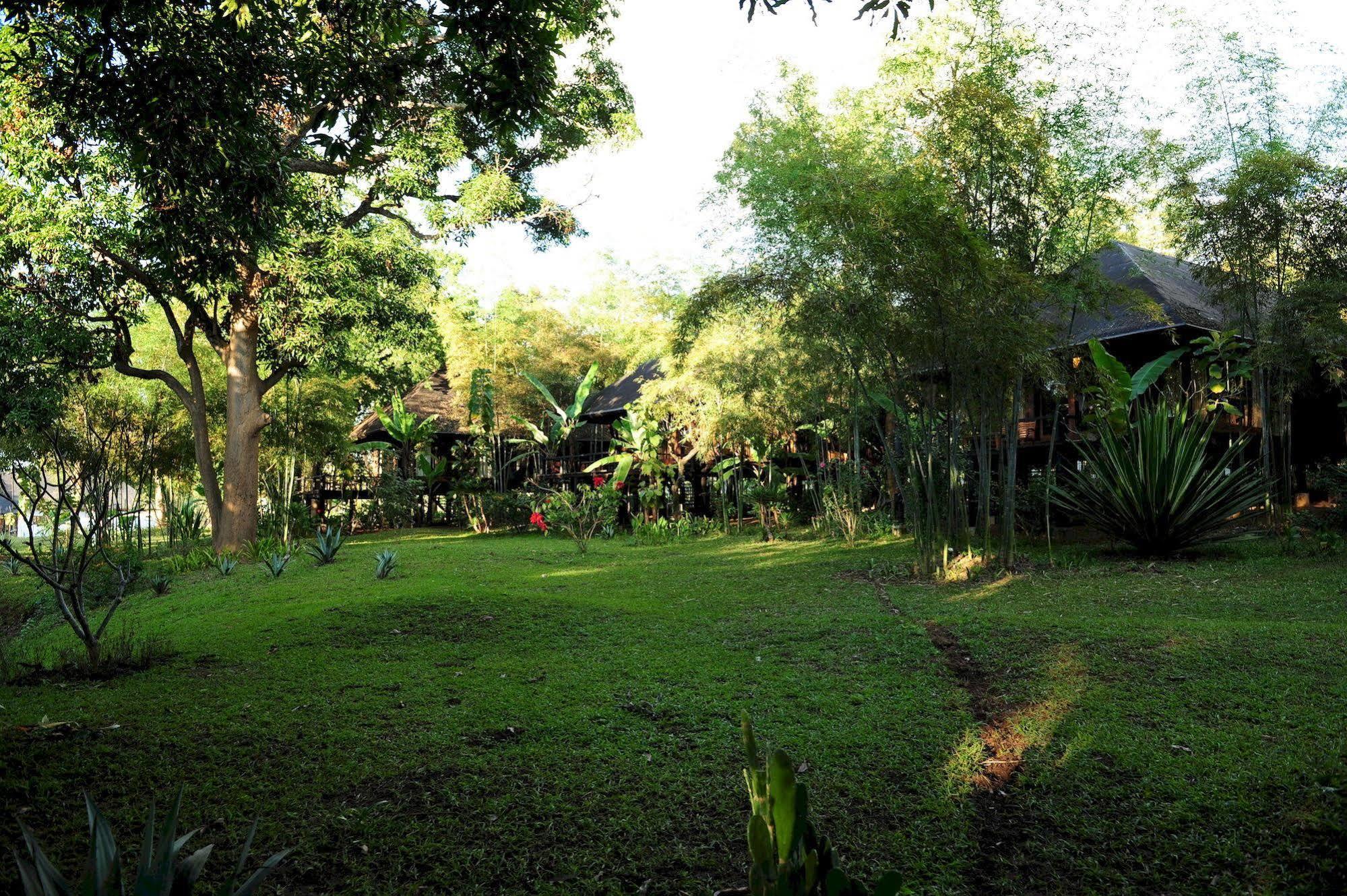 Villa Inle Boutique Resort Nyaung Shwe Kültér fotó